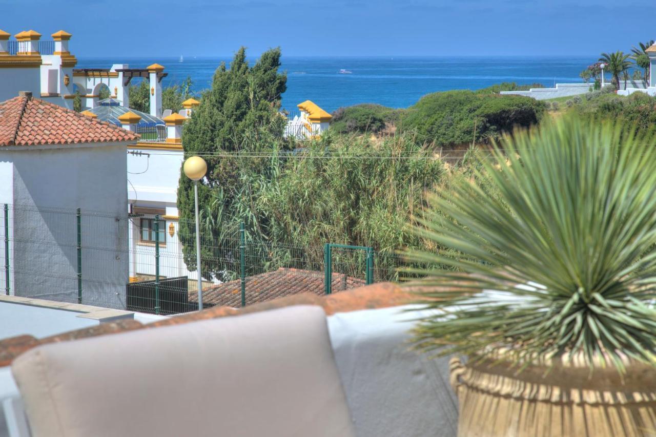 Villa Mas Tranquila - A Stylish Villa With Pool 150 M From The Beach โกนิล เด ลาฟรอนเตรา ภายนอก รูปภาพ