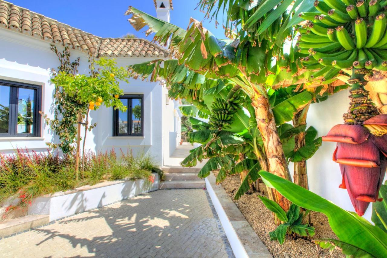 Villa Mas Tranquila - A Stylish Villa With Pool 150 M From The Beach โกนิล เด ลาฟรอนเตรา ภายนอก รูปภาพ